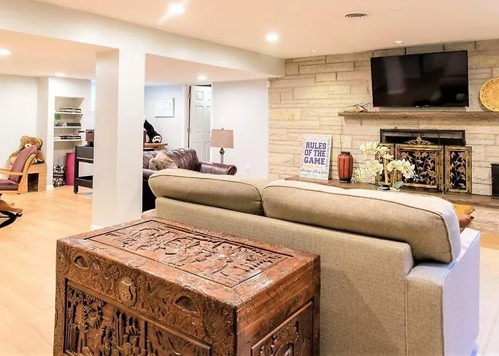 2-acre Retreat With Heated Pool ~ 5* Ferienhaus