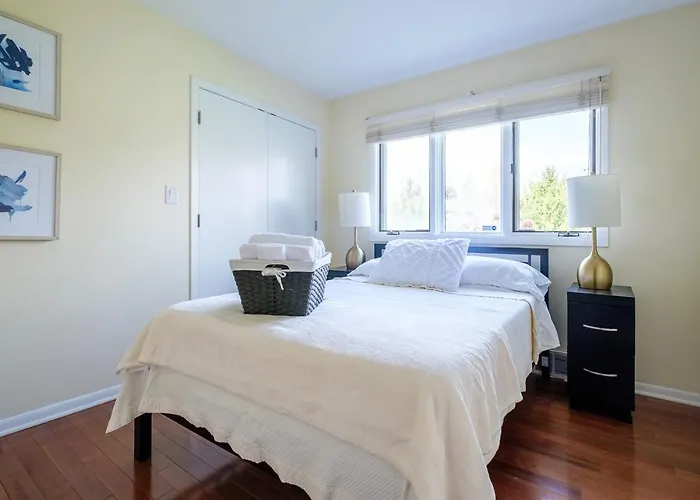 2-acre Retreat With Heated Pool ~ 5* *