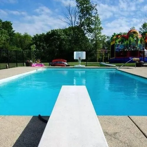 2-acre Retreat With Heated Pool ~ 5* *