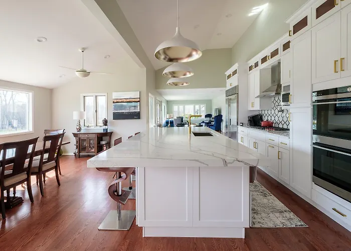 2-acre Retreat With Heated Pool ~ 5* Ferienhaus *